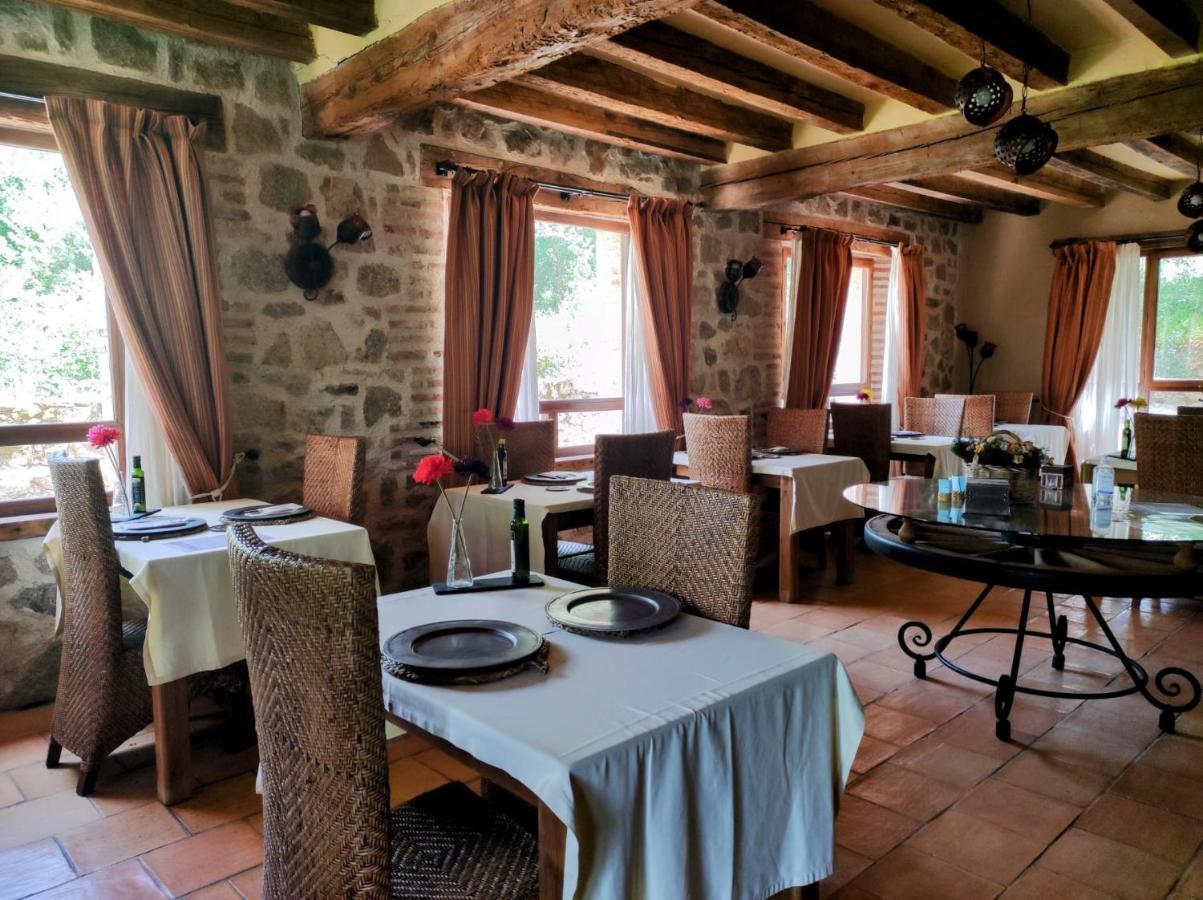 Posada Restaurante Fuenteplateada Collado Hermoso Екстер'єр фото